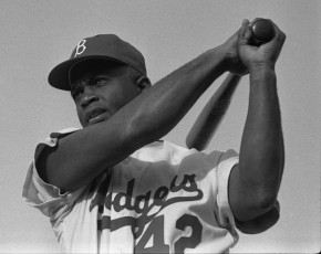 Jackie-Robinson-290x230