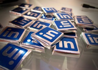 linkedin icons-tiles piled