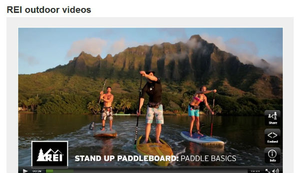men-stand-up paddleboards