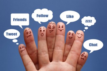 fingers with faces-social media sayings